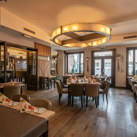 Zur Krone Hotel