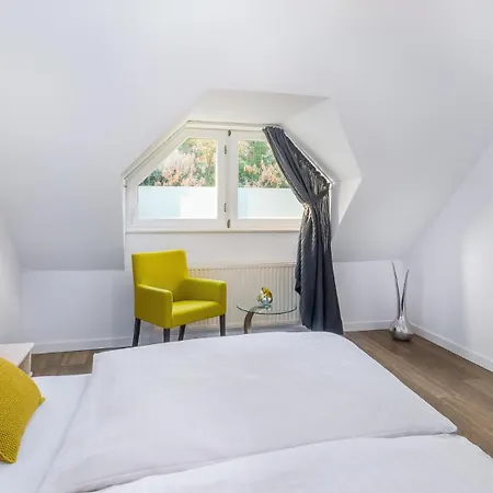 Zur Krone Szálloda 3*