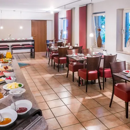 Zur Krone Otel Meerbusch