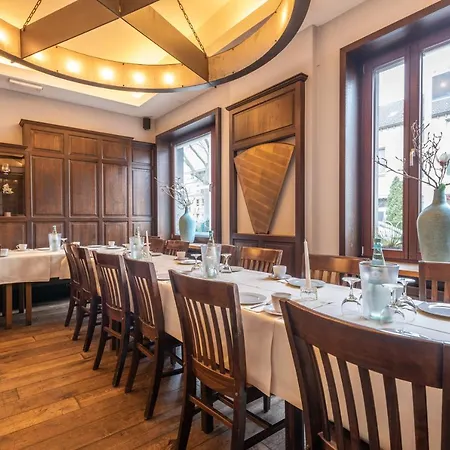 Zur Krone 3* Meerbusch